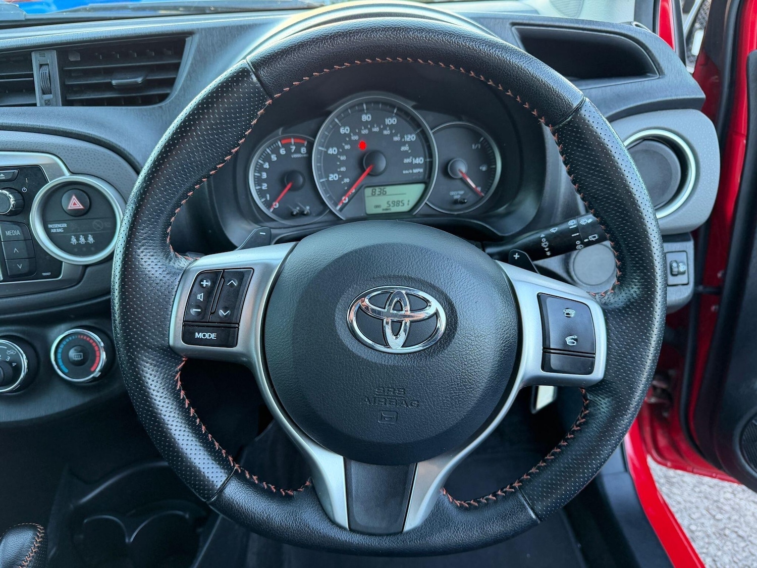 Used Toyota Yaris for sale - 77925101: Photo 17