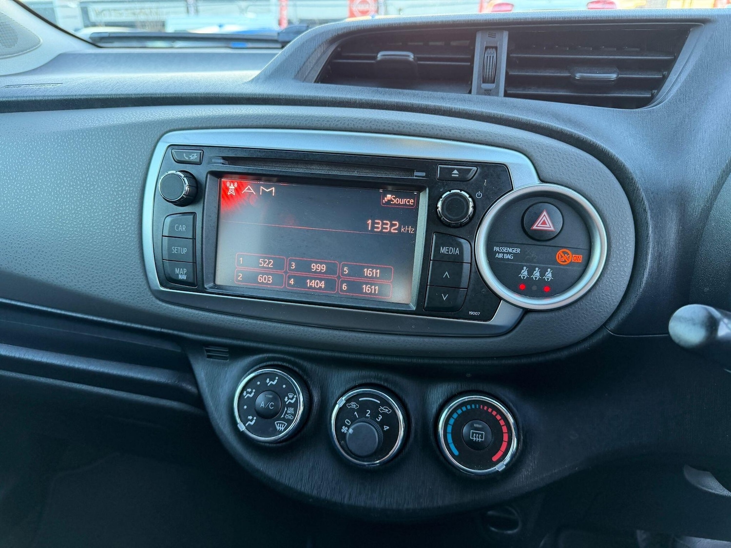 Used Toyota Yaris for sale - 77925101: Photo 19