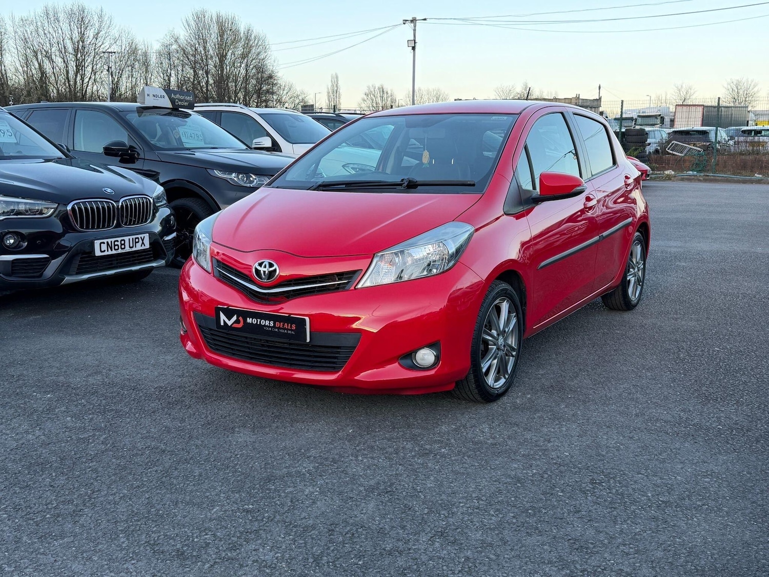 Used Toyota Yaris for sale - 77925101: Photo 4