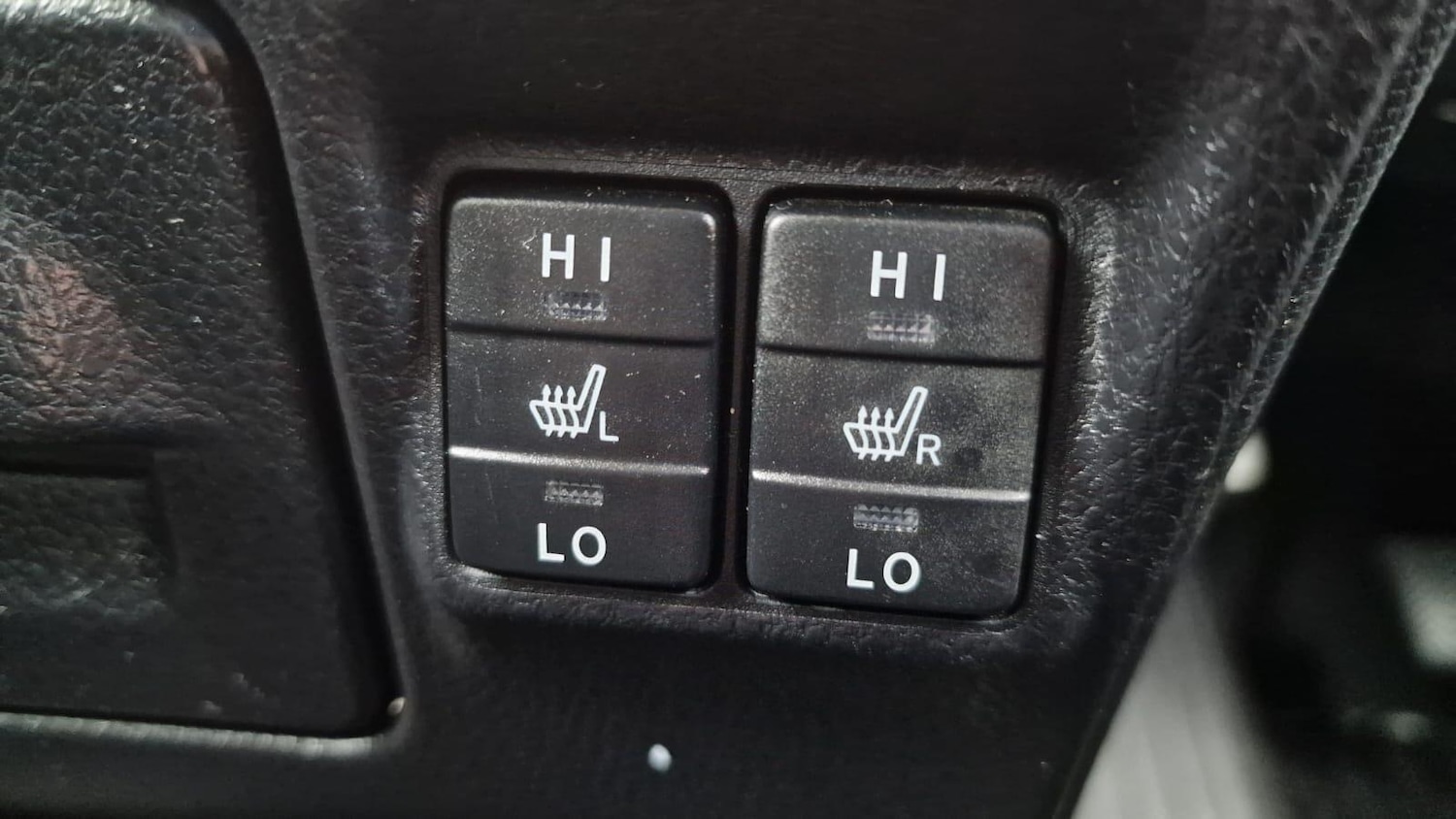 Used Toyota Voxy for sale - 76898923: Photo 15