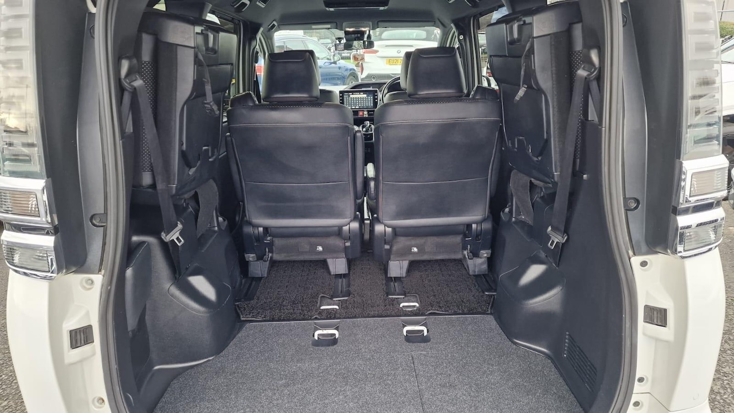 Used Toyota Voxy for sale - 76898923: Photo 27