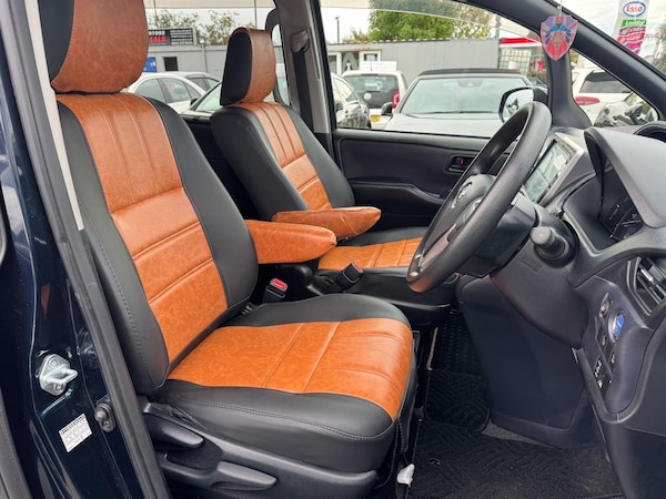 Used Toyota Voxy 2015 for sale - 76108840: Photo 11