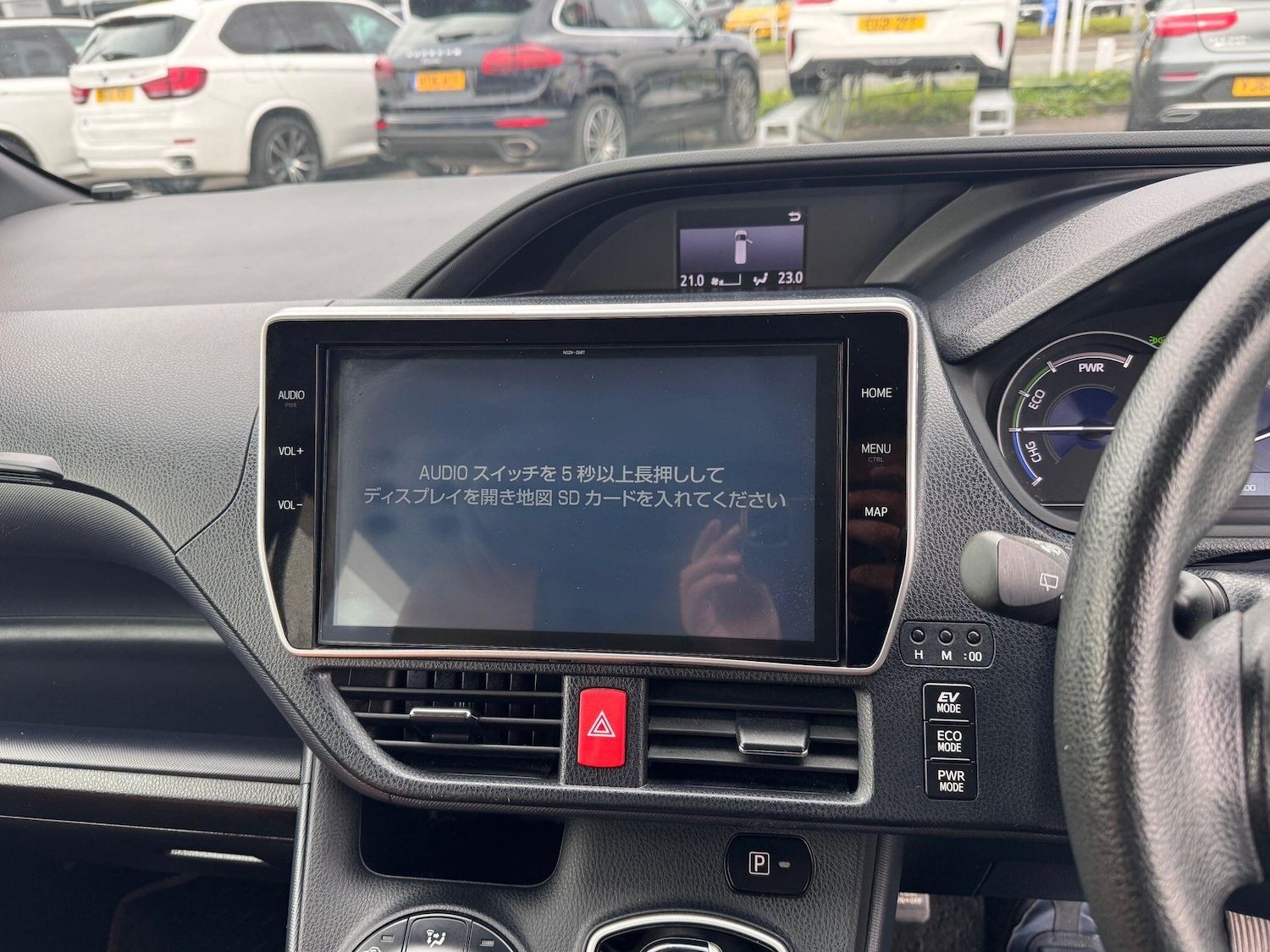 Used Toyota Voxy 2015 for sale - 76108840: Photo 12