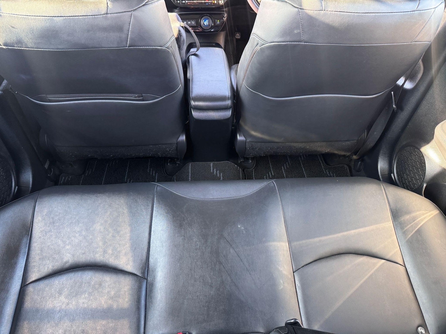 Used Toyota Prius 2020 for sale - 76659180: Photo 30