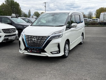 Used Nissan Serena 2020 for sale - 78661705: Photo