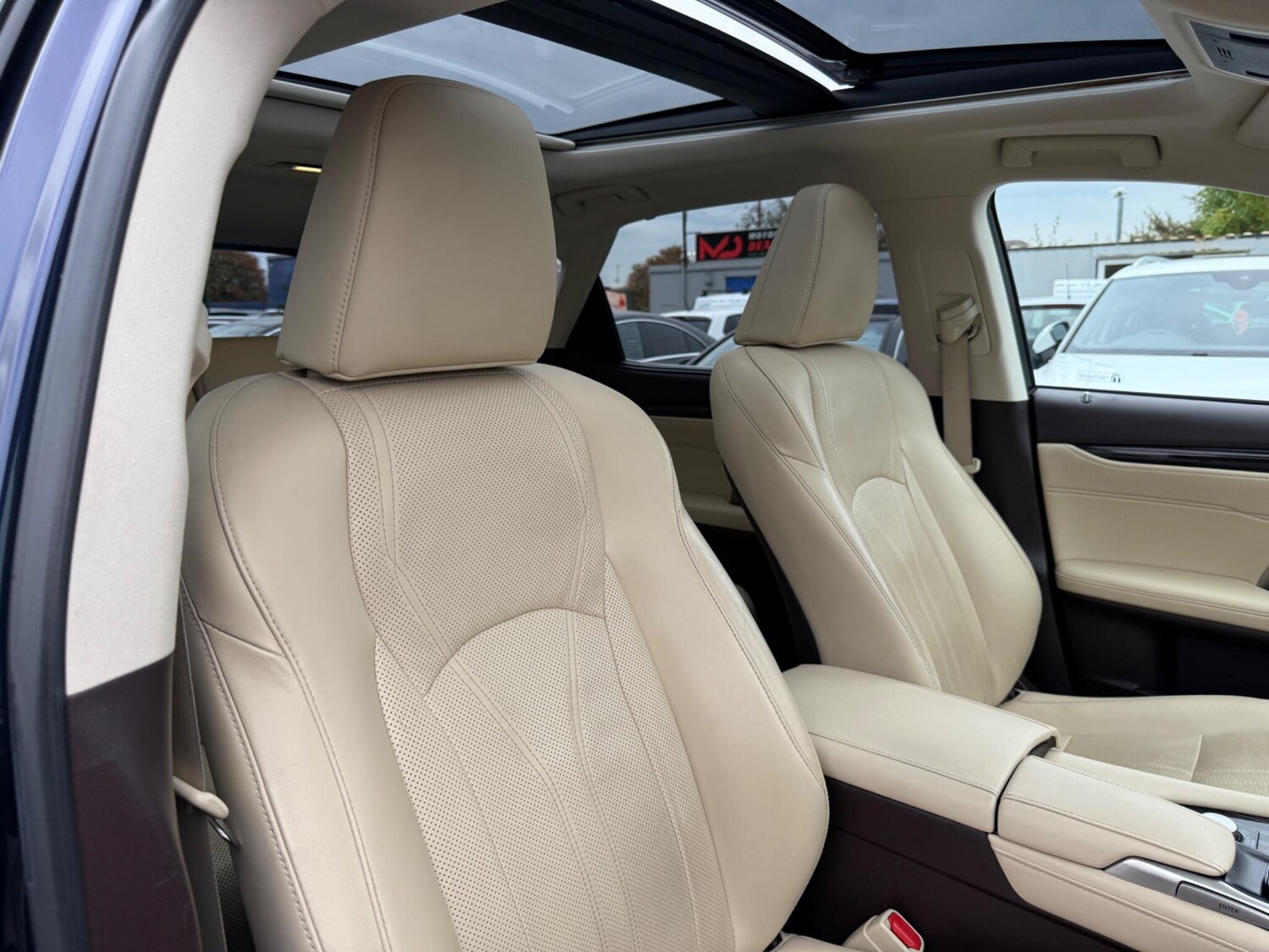 Used Lexus RX 2016 for sale - 76307011: Photo 32