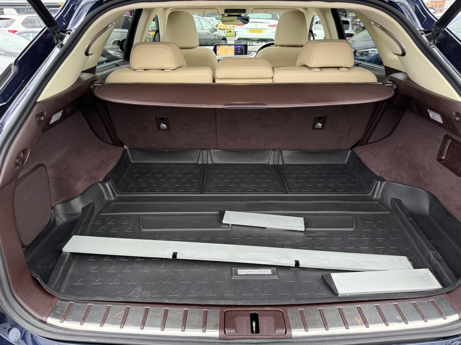 Used Lexus RX 2016 for sale - 76307011: Photo 46