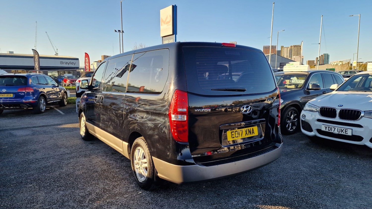 Used Hyundai i800 2017 for sale - 77586767: Photo 5