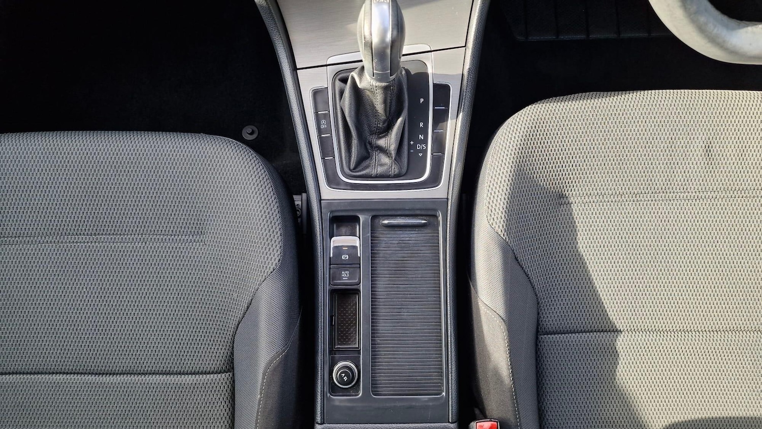 Used Volkswagen Golf 2014 for sale - 76360419: Photo 12