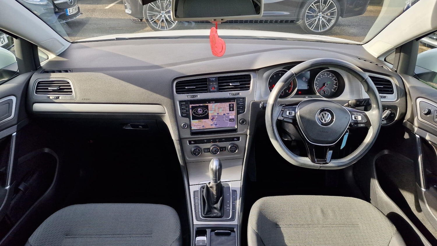 Used Volkswagen Golf 2014 for sale - 76360419: Photo 18