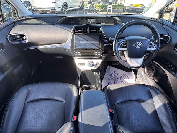 Used Toyota Prius 2018 for sale - 76032522: Photo 10
