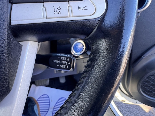 Used Toyota Prius 2018 for sale - 76032522: Photo 13