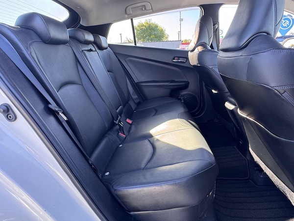 Used Toyota Prius 2018 for sale - 76032522: Photo 27