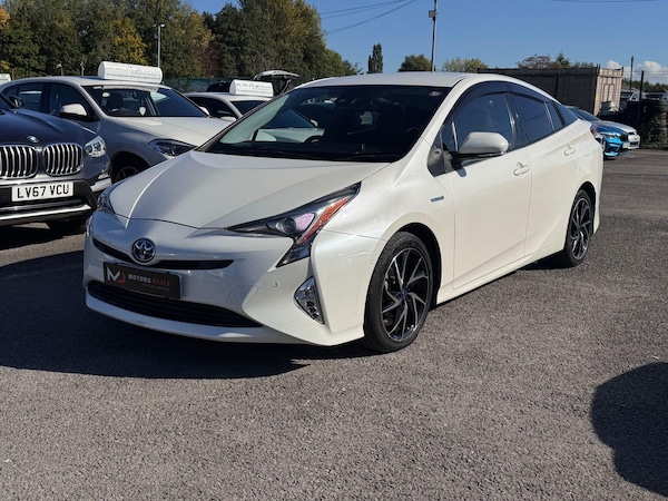 Used Toyota Prius 2018 for sale - 76032522: Photo 4