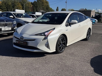 Used Toyota Prius 2018 for sale - 76032522: Photo 4