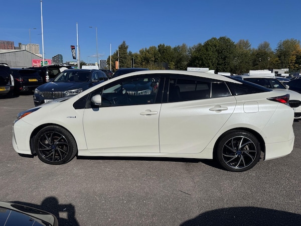 Used Toyota Prius 2018 for sale - 76032522: Photo 6