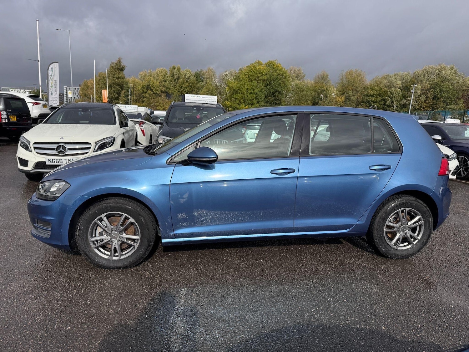 Used Volkswagen Golf 2014 for sale - 76179721: Photo 8