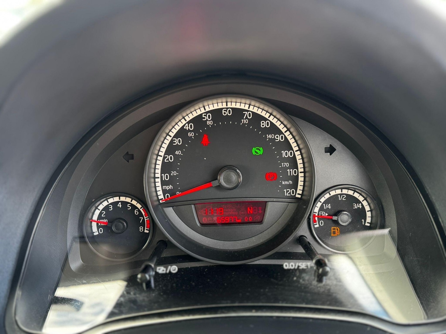 Used Volkswagen up! 2014 for sale - 76989180: Photo 13