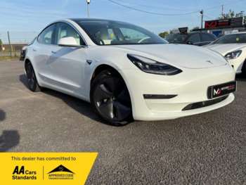2019 (69) - Long Range AWD 4dr Auto