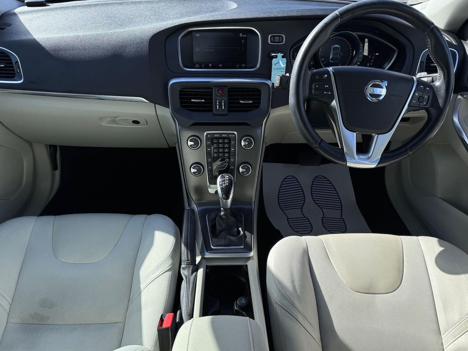 Used Volvo V40 2025 for sale - 76672511: Photo 12