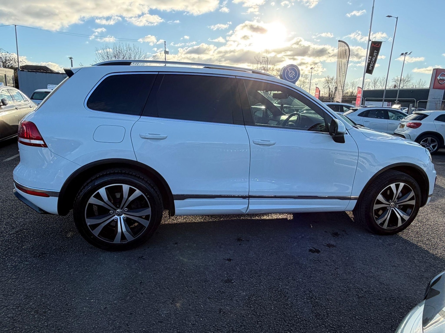 Used Volkswagen Touareg for sale - 77175165: Photo 6