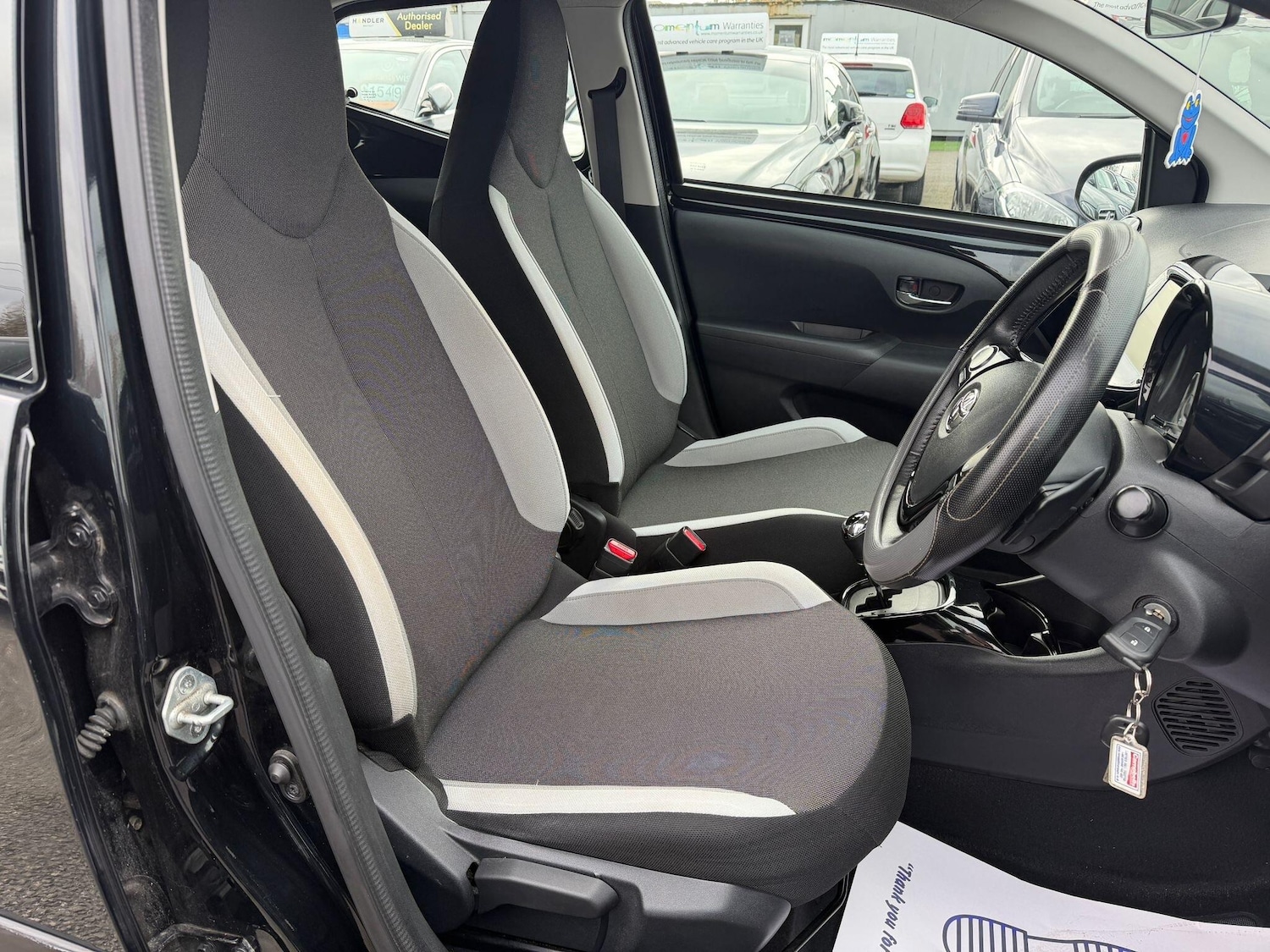 Used Toyota AYGO 2015 for sale - 77671630: Photo 10