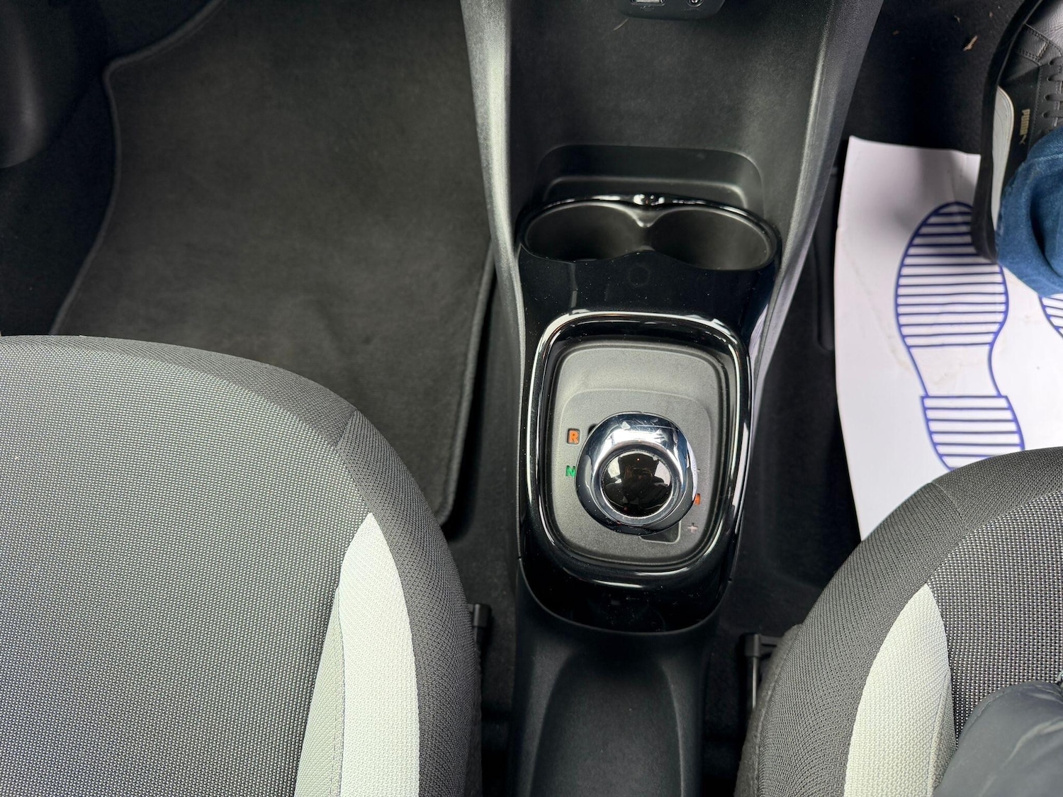 Used Toyota AYGO 2015 for sale - 77671630: Photo 16