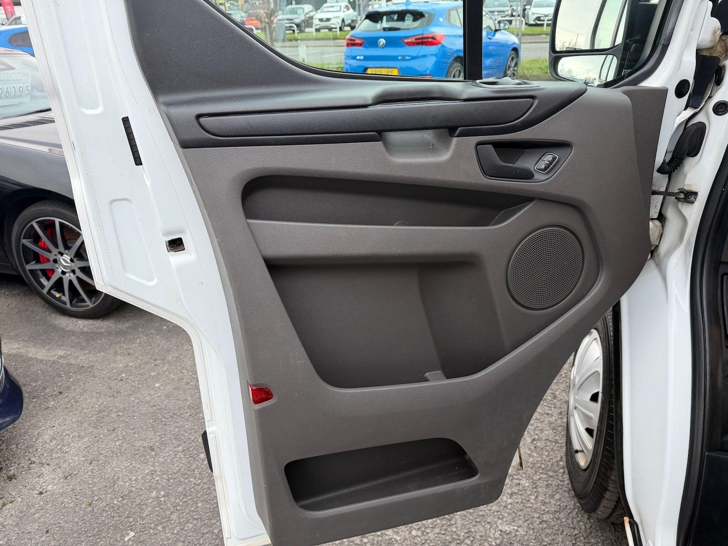 Used Ford Transit Custom 2018 for sale - 77376205: Photo 22