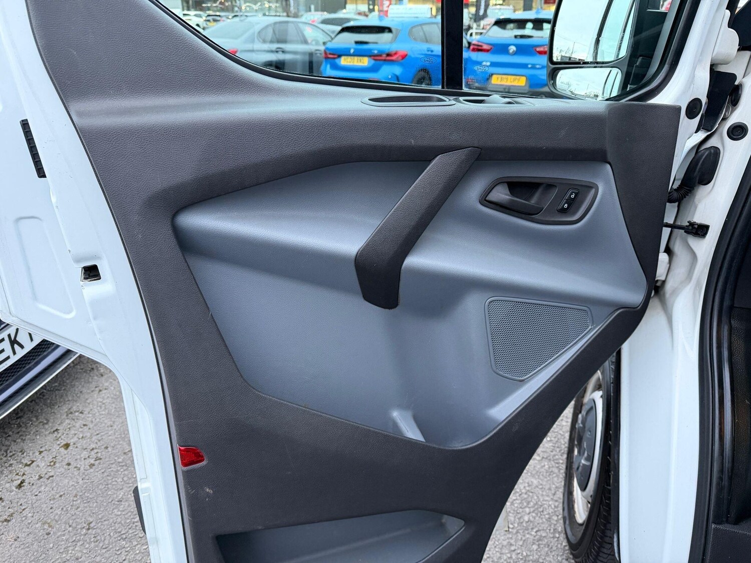 Used Ford Transit Custom 2017 for sale - 77838931: Photo 22