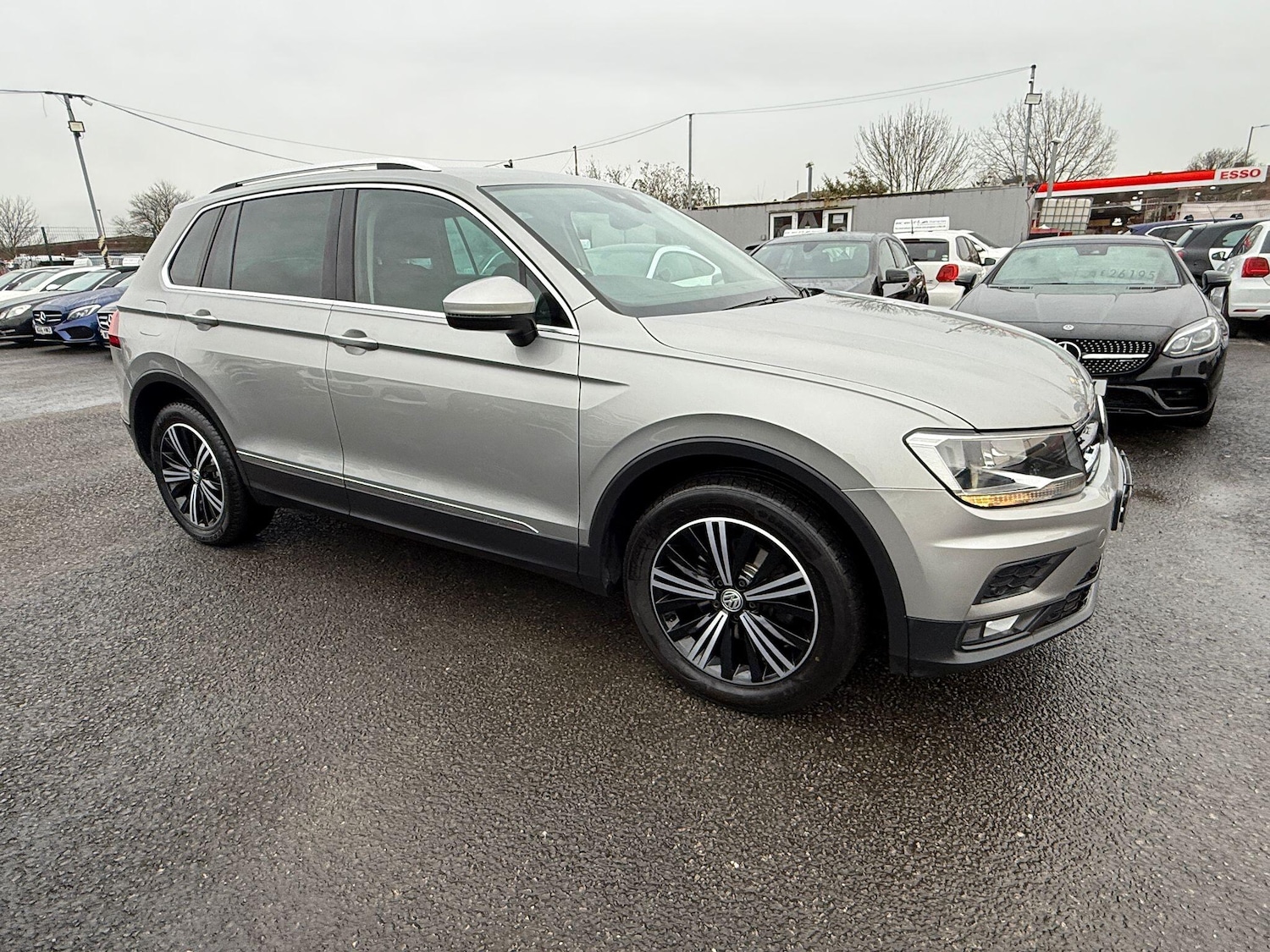 Used Volkswagen Tiguan for sale - 77216285: Photo 10