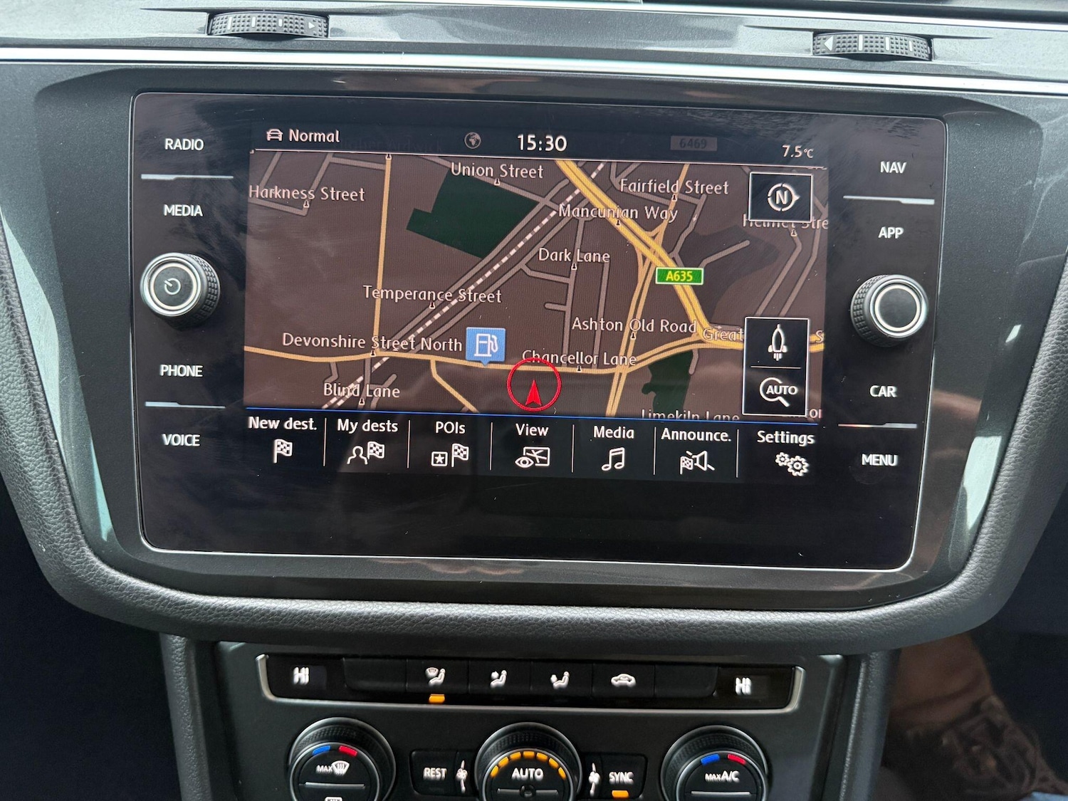 Used Volkswagen Tiguan for sale - 77216285: Photo 12