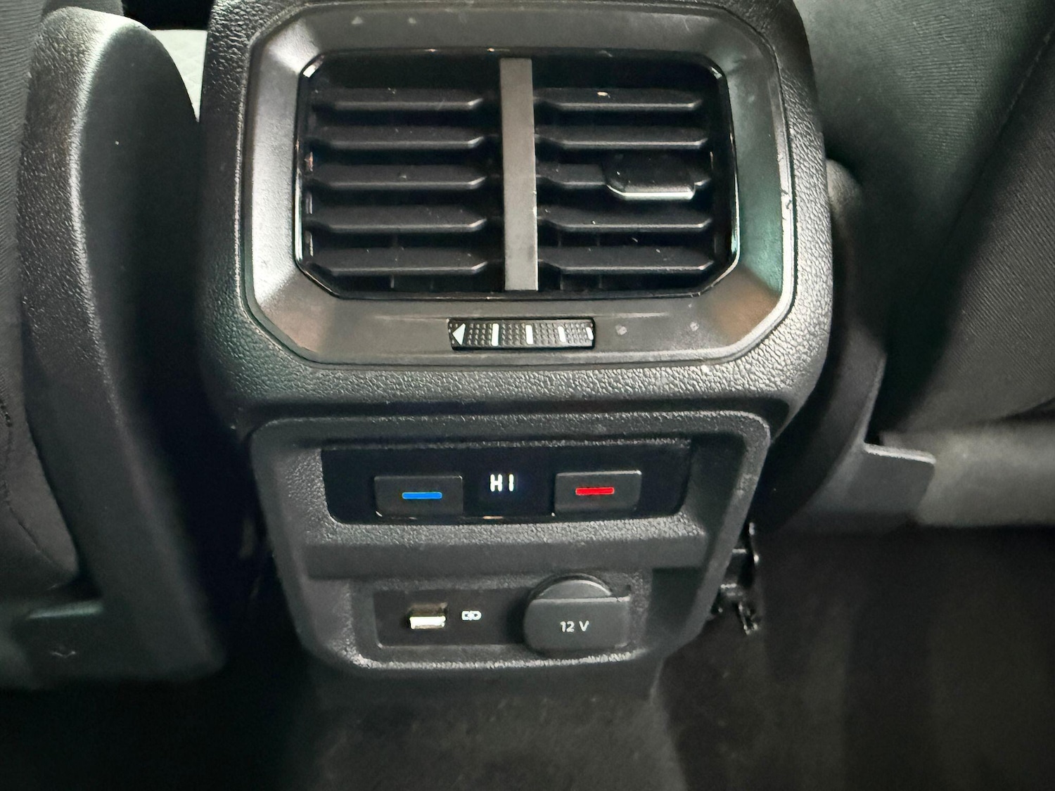 Used Volkswagen Tiguan for sale - 77216285: Photo 26