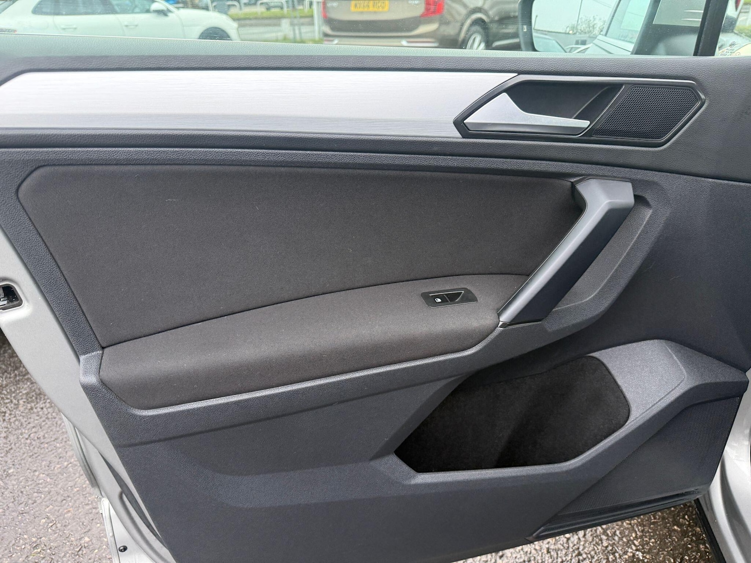 Used Volkswagen Tiguan for sale - 77216285: Photo 27