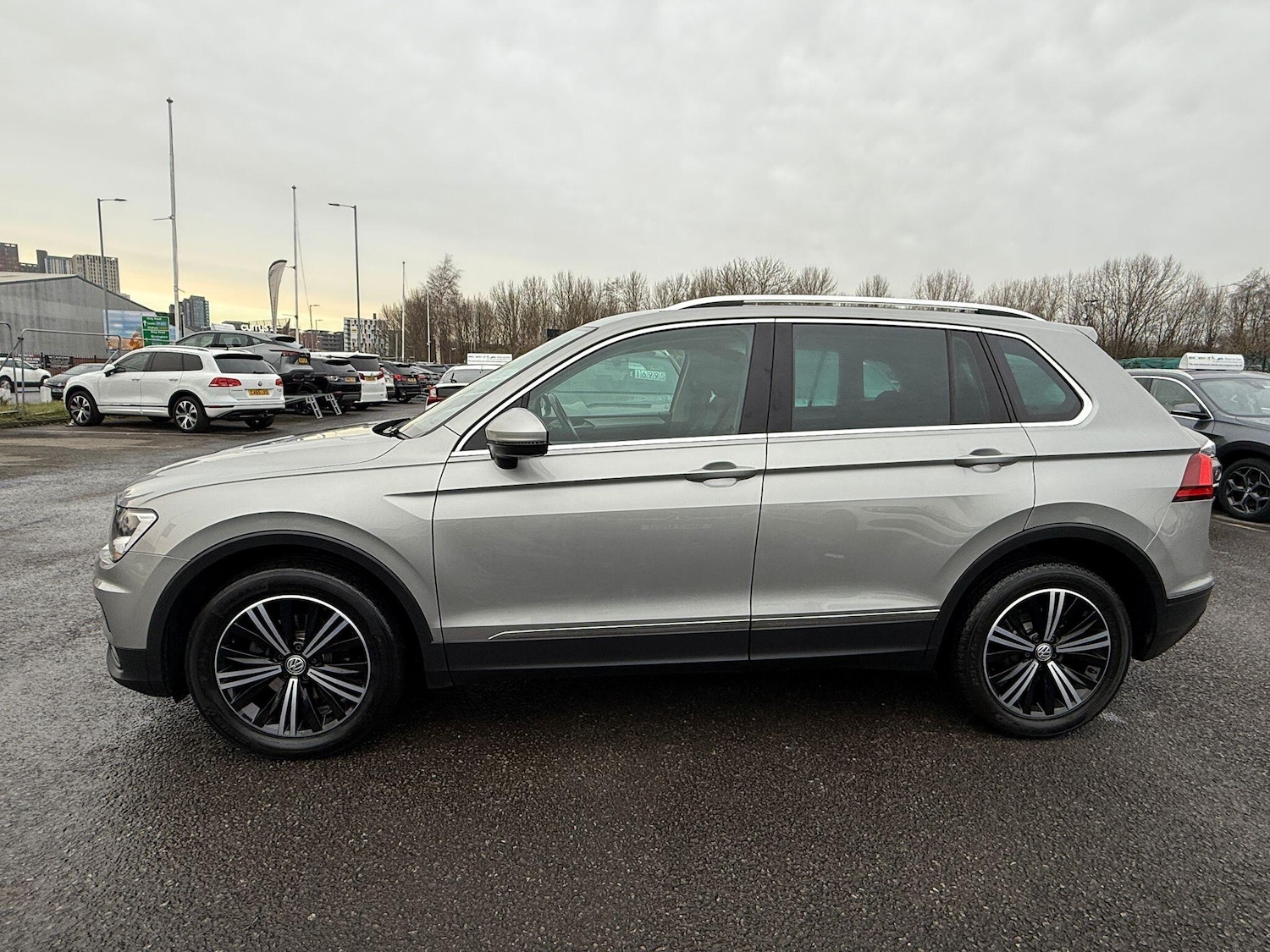 Used Volkswagen Tiguan for sale - 77216285: Photo 7