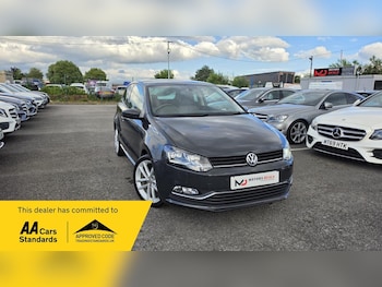 Used Volkswagen Polo 2016 for sale - 79039199: Photo