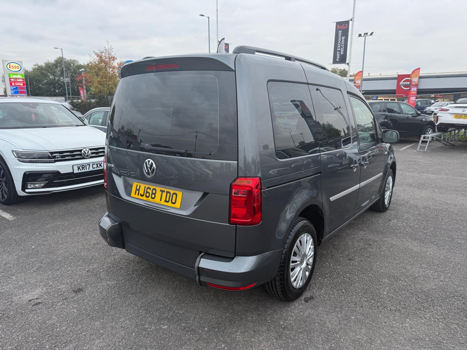 Used Volkswagen Caddy Maxi Life 2018 for sale - 76994330: Photo 10