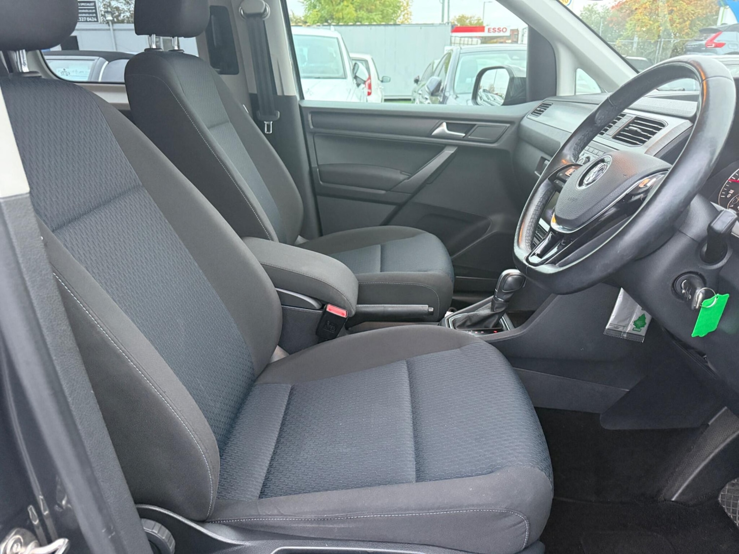 Used Volkswagen Caddy Maxi Life 2018 for sale - 76994330: Photo 13