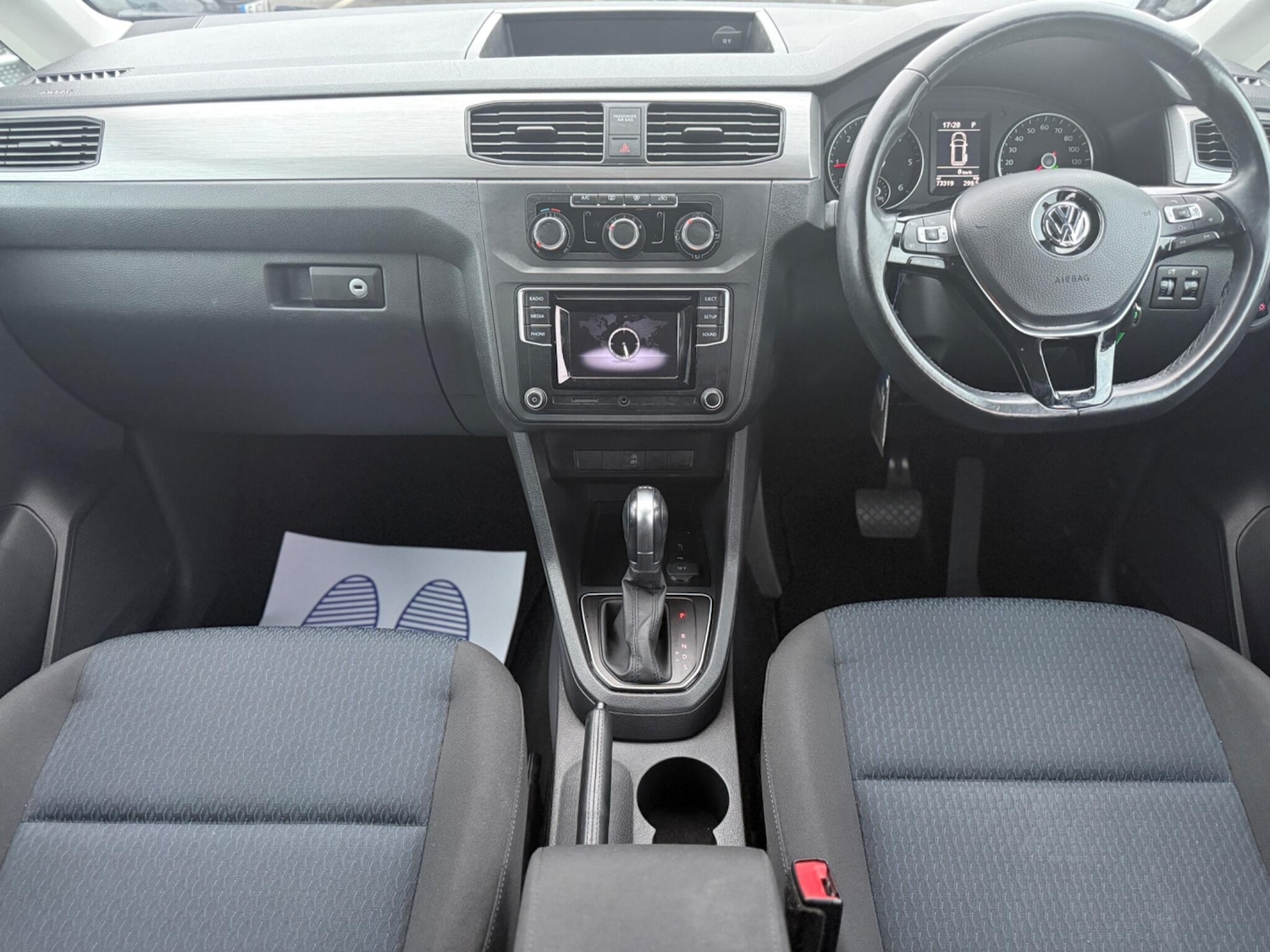 Used Volkswagen Caddy Maxi Life 2018 for sale - 76994330: Photo 14