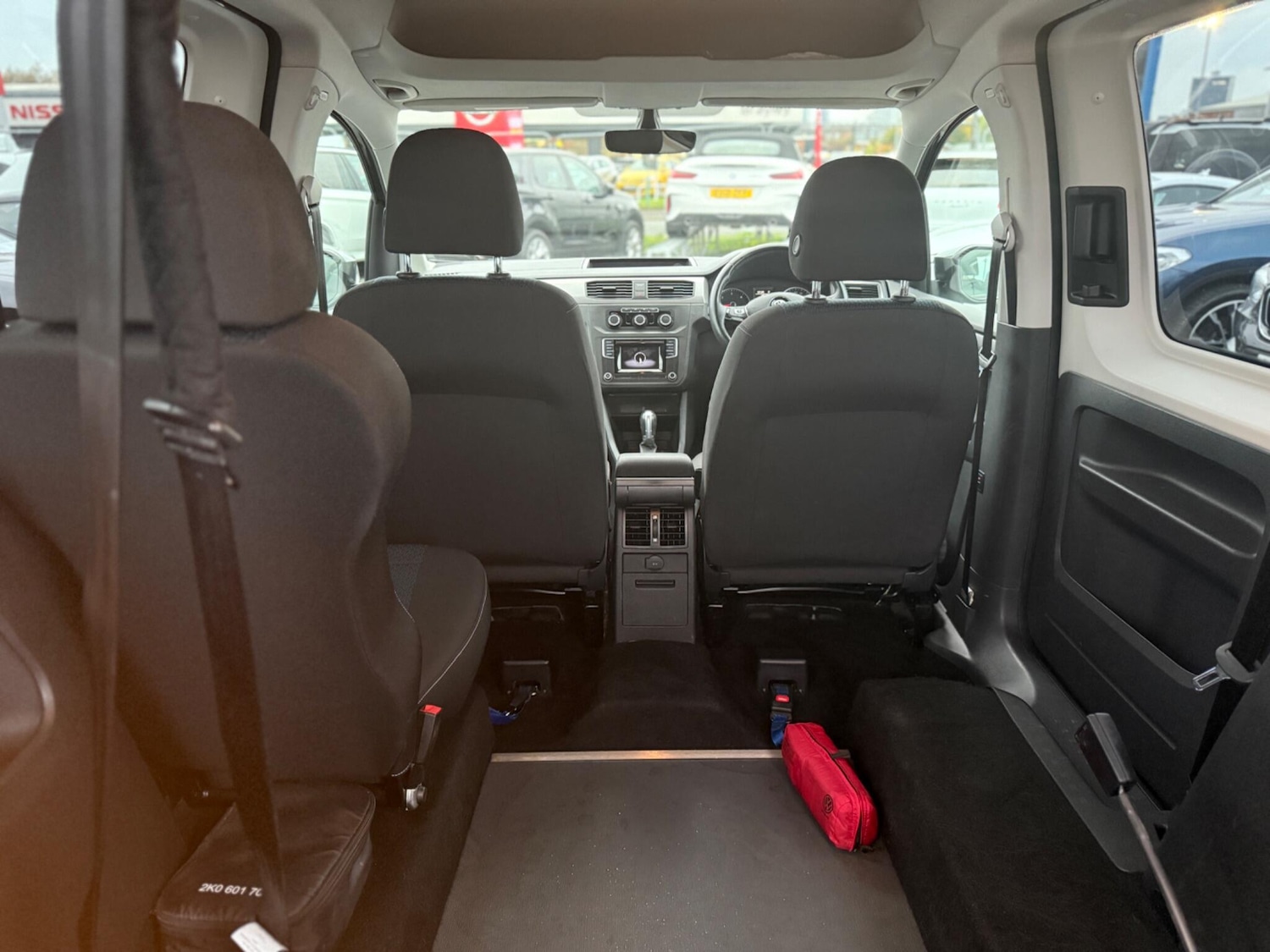 Used Volkswagen Caddy Maxi Life 2018 for sale - 76994330: Photo 24