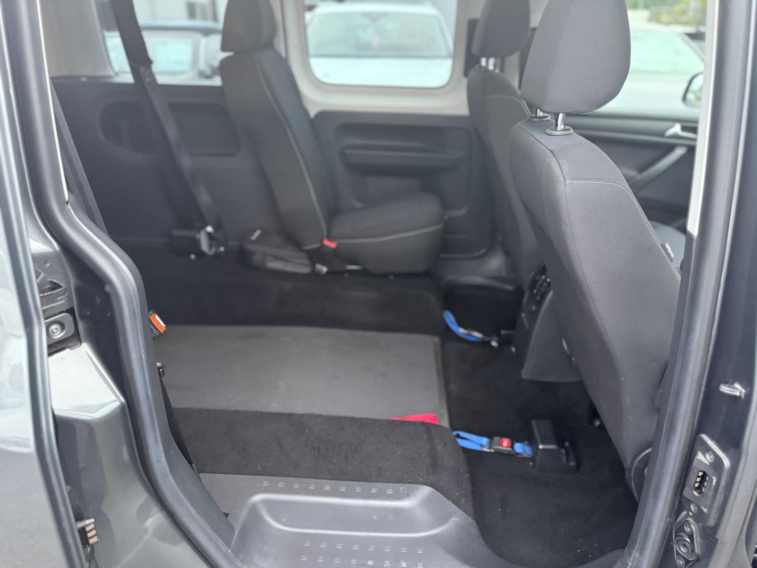 Used Volkswagen Caddy Maxi Life 2018 for sale - 76994330: Photo 25