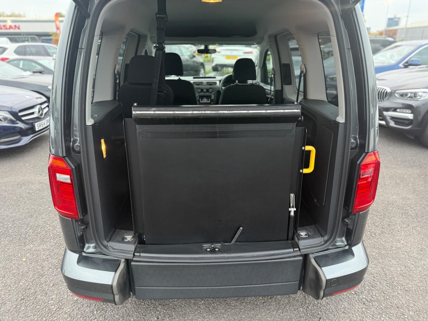 Used Volkswagen Caddy Maxi Life 2018 for sale - 76994330: Photo 26