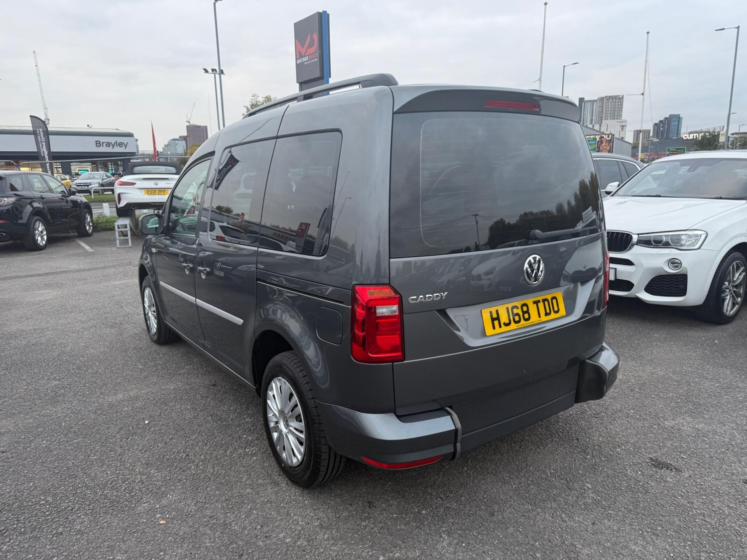 Used Volkswagen Caddy Maxi Life 2018 for sale - 76994330: Photo 5