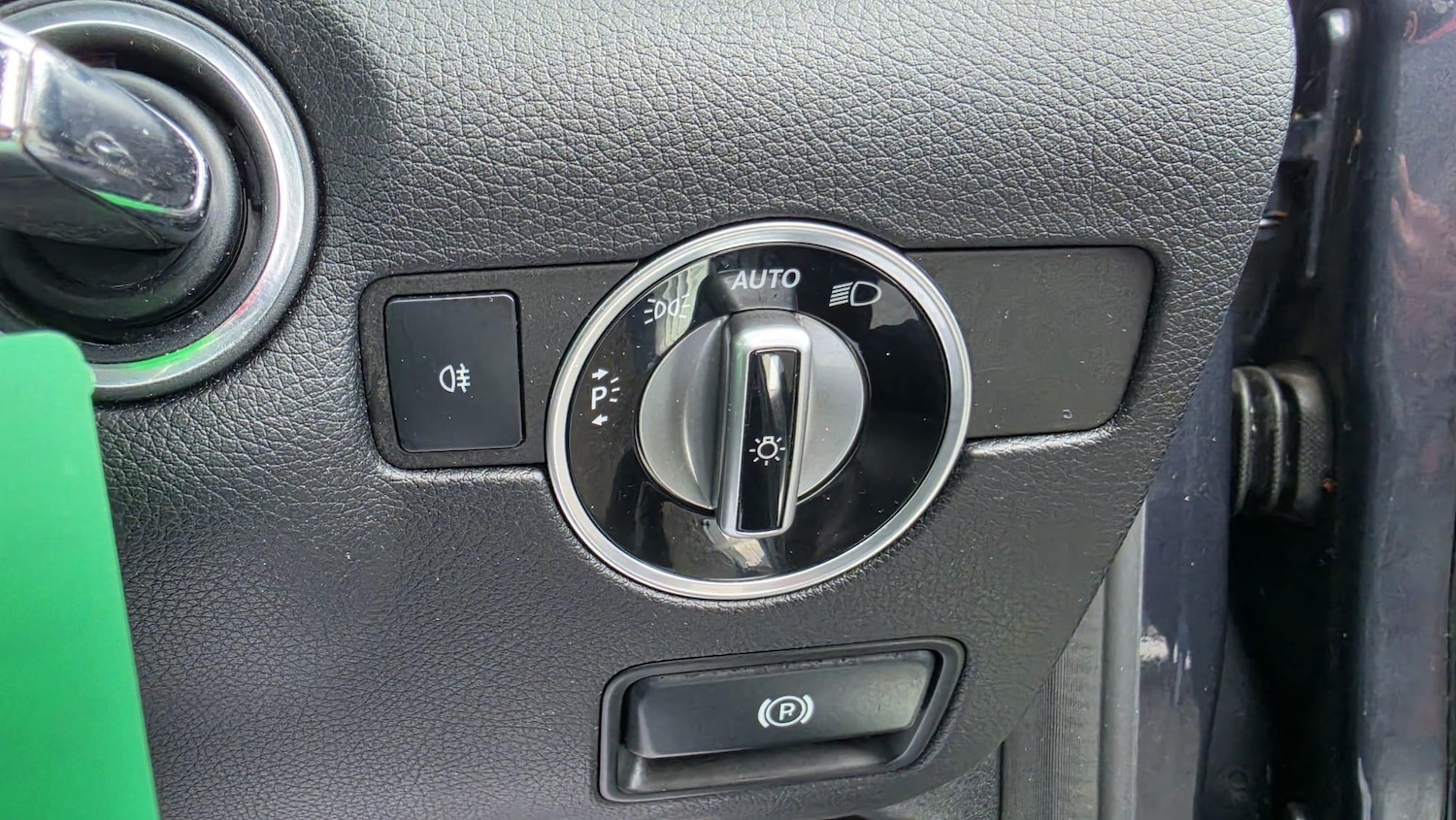 Used Mercedes-Benz SLK 2014 for sale - 78047977: Photo 18