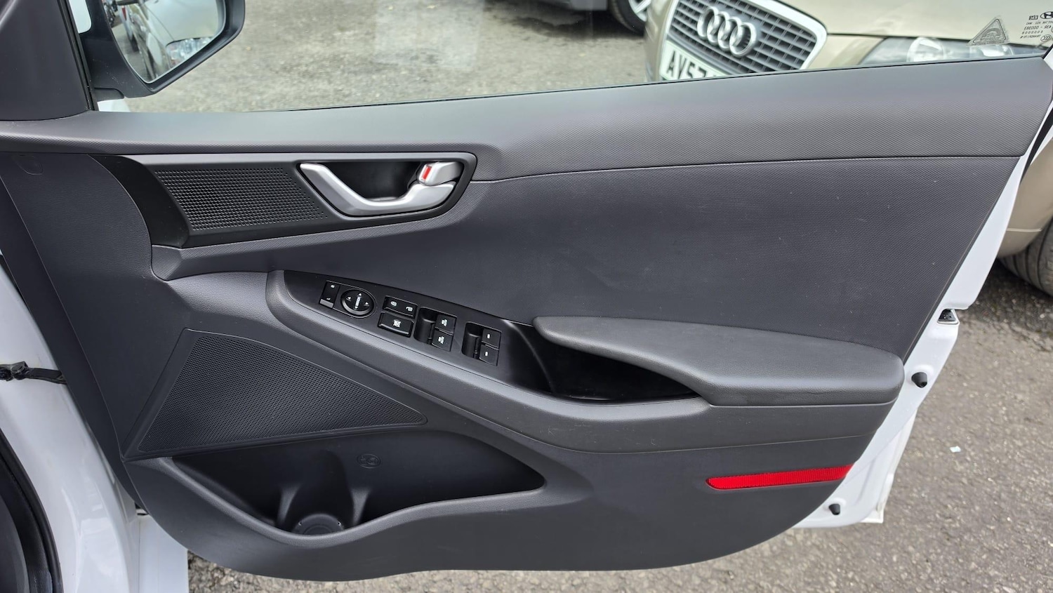 Used Hyundai IONIQ for sale - 78136251: Photo 25