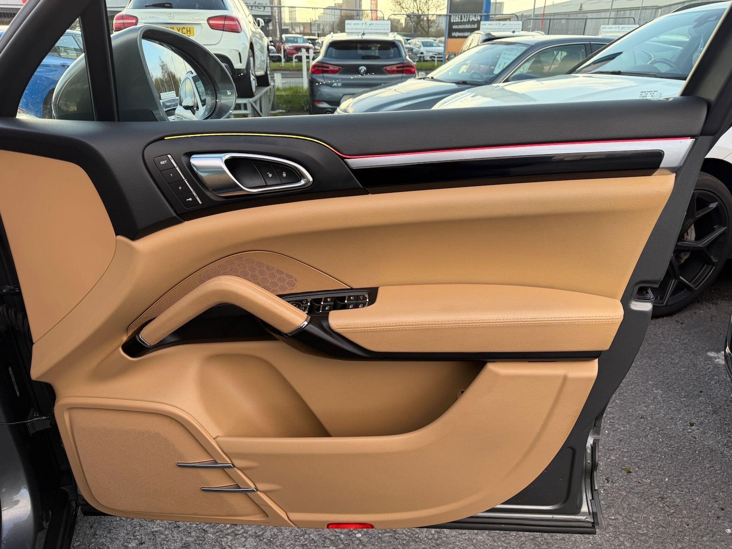 Used Porsche Cayenne 2015 for sale - 78073189: Photo 32