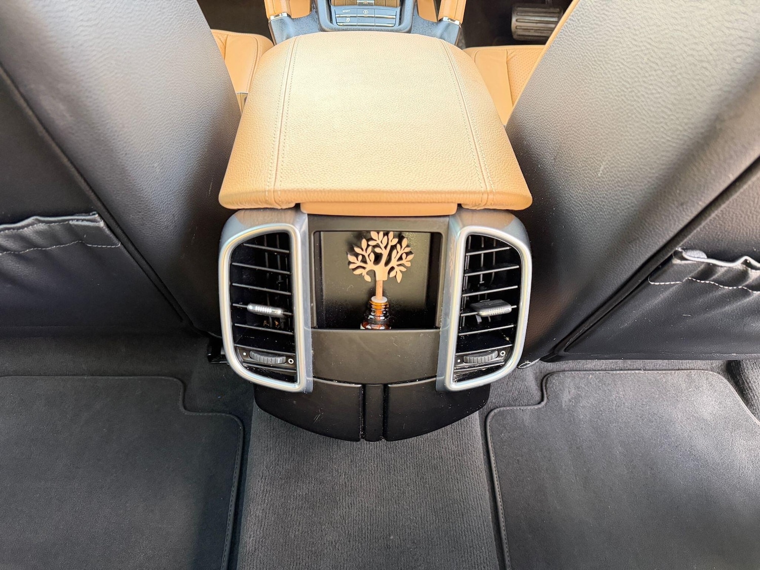 Used Porsche Cayenne 2015 for sale - 78073189: Photo 36