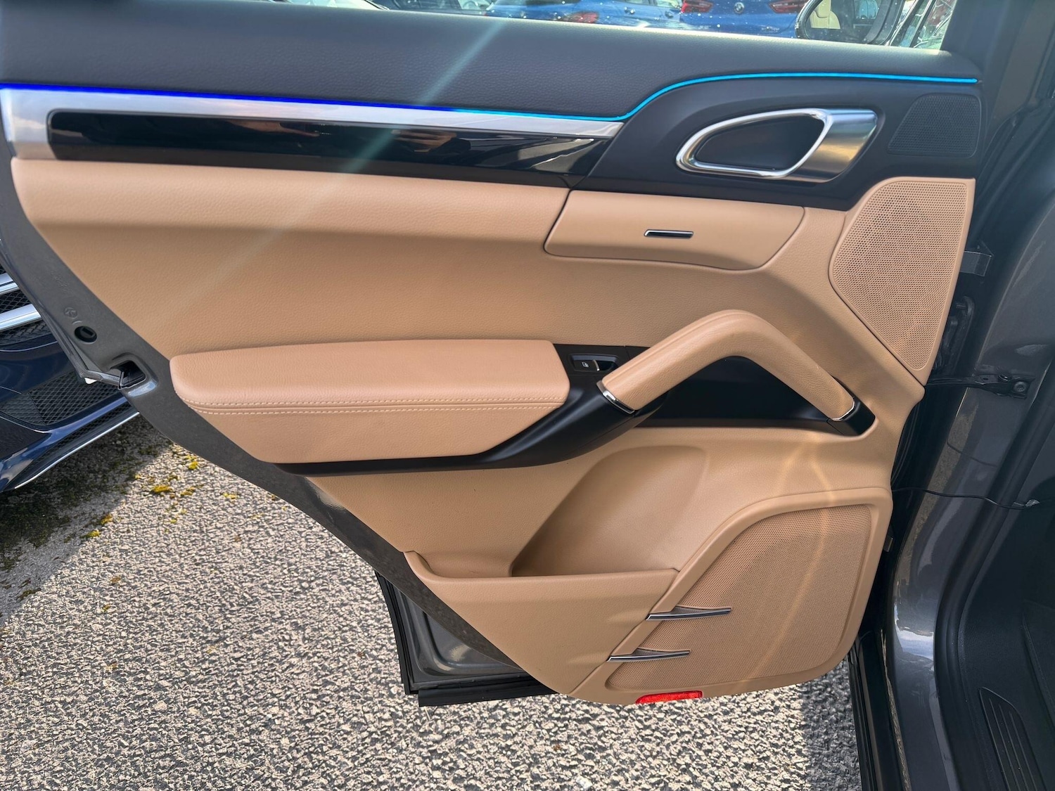 Used Porsche Cayenne 2015 for sale - 78073189: Photo 37