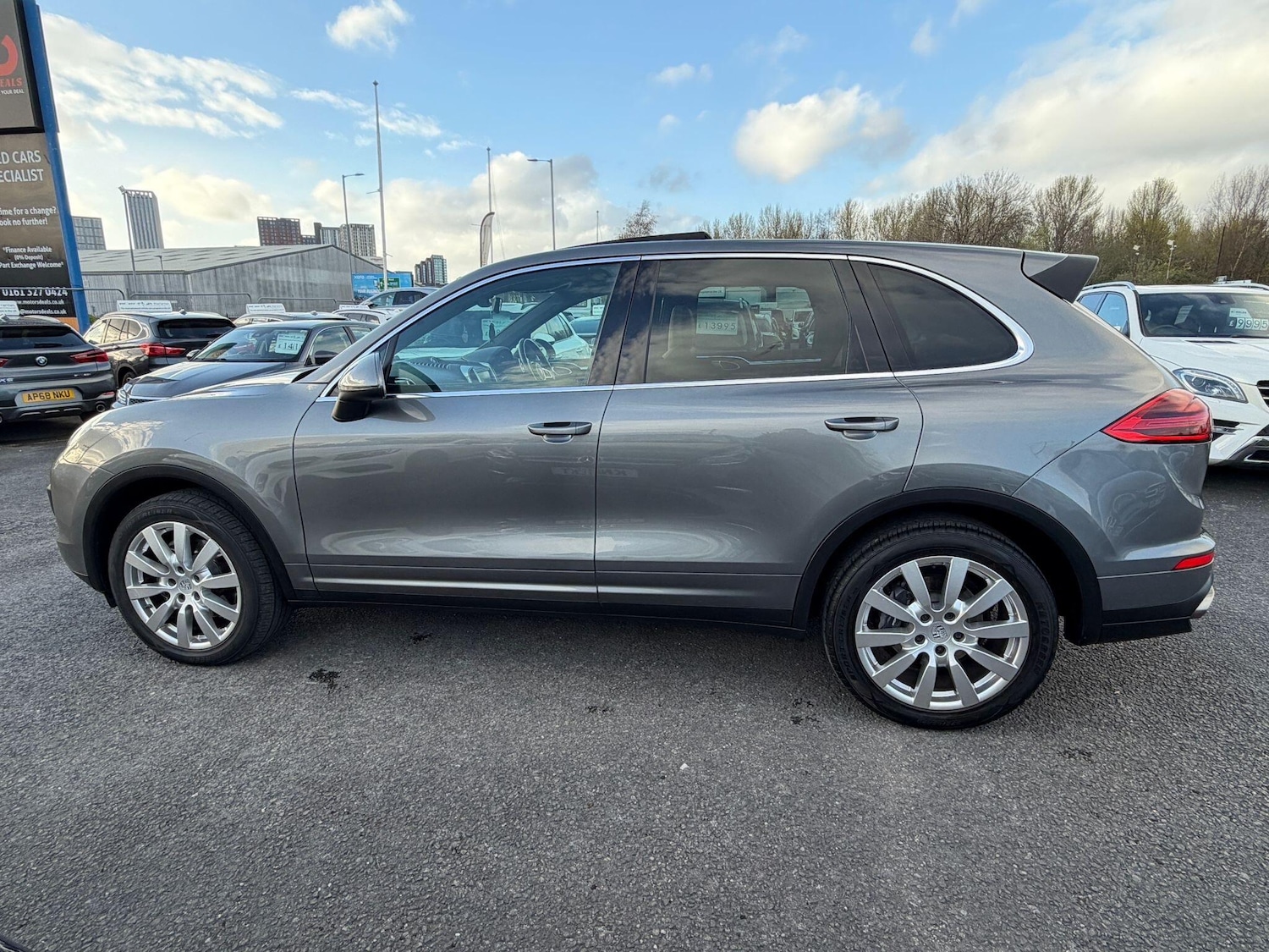 Used Porsche Cayenne 2015 for sale - 78073189: Photo 9