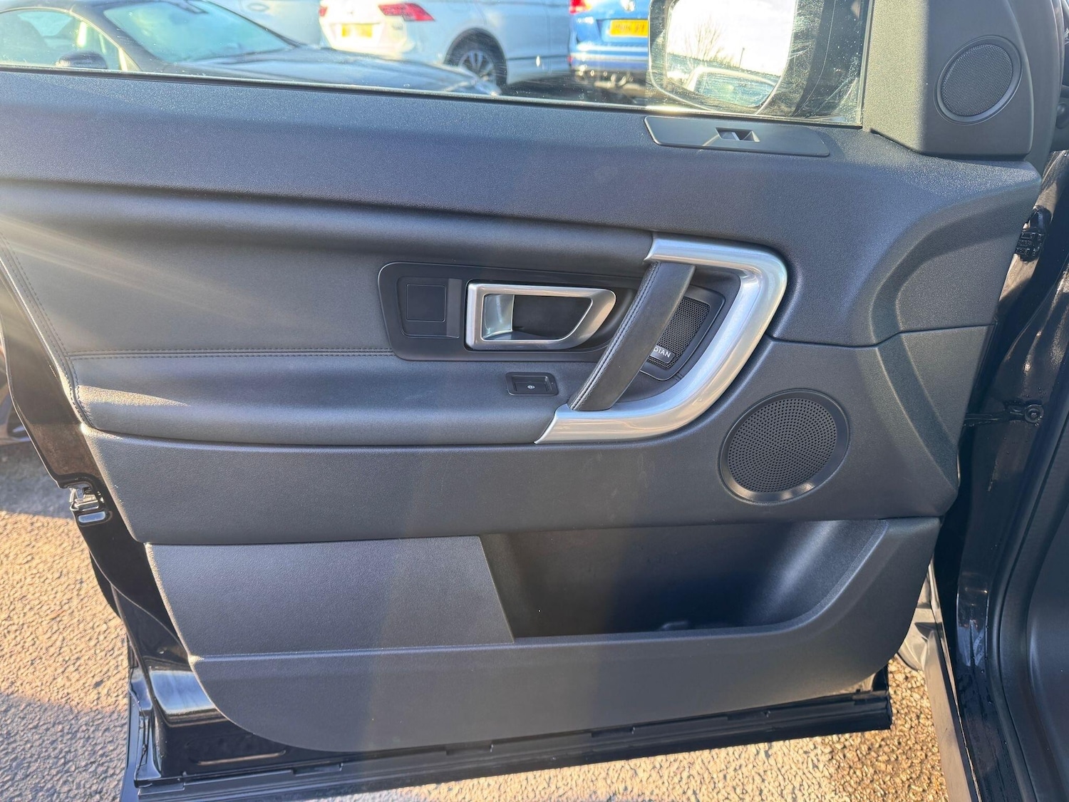 Used Land Rover Discovery Sport 2019 for sale - 76644941: Photo 25