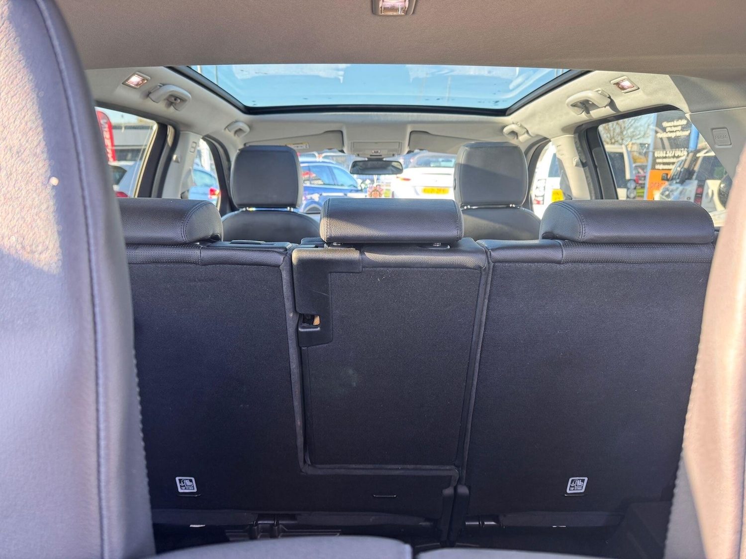 Used Land Rover Discovery Sport 2019 for sale - 76644941: Photo 33